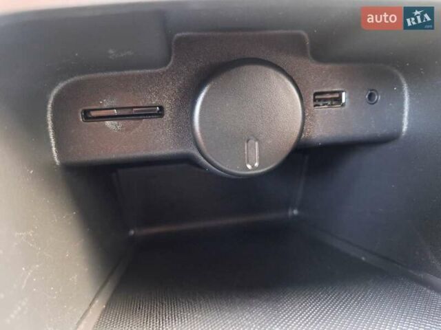 Серый Опель Астра, объемом двигателя 1.7 л и пробегом 270 тыс. км за 6750 $, фото 41 на Automoto.ua