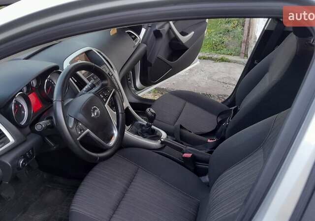 Опель Астра 2012 у Калуше на Automoto.ua Сірий Опель Астра, об'ємом двигуна 1.69 л та пробігом 254 тис. км за 7300 $, фото 11 на Automoto.ua