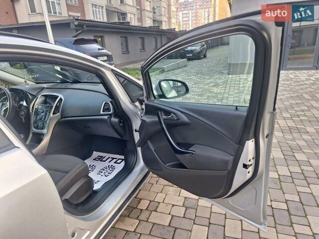 Серый Опель Астра, объемом двигателя 1.7 л и пробегом 270 тыс. км за 6750 $, фото 29 на Automoto.ua