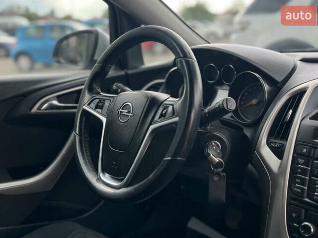 Серый Опель Астра, объемом двигателя 1.69 л и пробегом 243 тыс. км за 7500 $, фото 15 на Automoto.ua