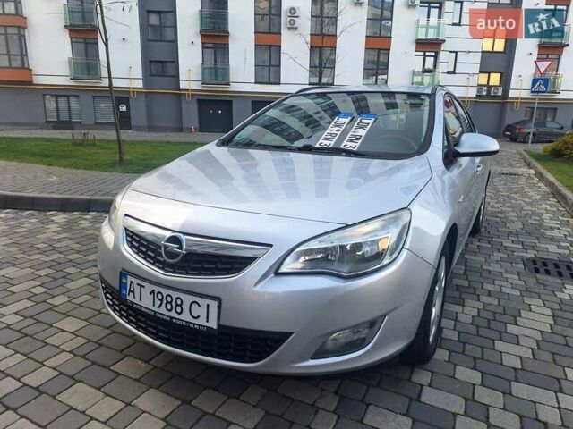 Серый Опель Астра, объемом двигателя 1.7 л и пробегом 270 тыс. км за 6750 $, фото 11 на Automoto.ua