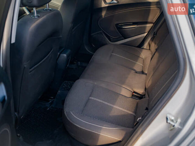 Сірий Опель Астра, об'ємом двигуна 1.7 л та пробігом 270 тис. км за 7500 $, фото 42 на Automoto.ua