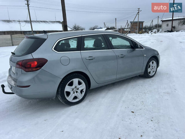 Серый Опель Астра, объемом двигателя 1.7 л и пробегом 277 тыс. км за 5900 $, фото 2 на Automoto.ua