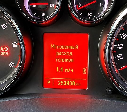 Сірий Опель Астра, об'ємом двигуна 2 л та пробігом 253 тис. км за 8500 $, фото 5 на Automoto.ua