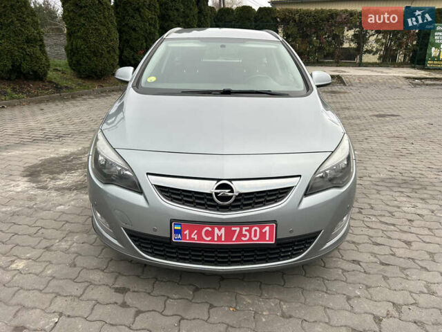 Сірий Опель Астра, об'ємом двигуна 1.7 л та пробігом 185 тис. км за 7500 $, фото 1 на Automoto.ua