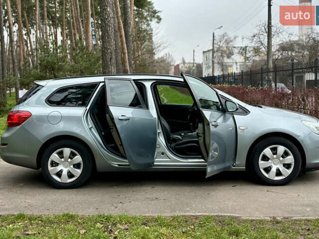 Сірий Опель Астра, об'ємом двигуна 1.7 л та пробігом 181 тис. км за 6800 $, фото 6 на Automoto.ua