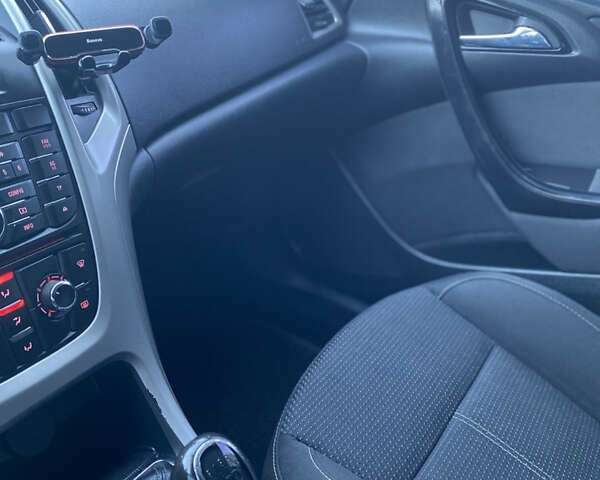 Сірий Опель Астра, об'ємом двигуна 1.7 л та пробігом 245 тис. км за 7000 $, фото 15 на Automoto.ua