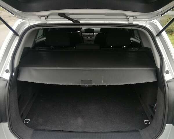 Серый Опель Астра, объемом двигателя 1.7 л и пробегом 300 тыс. км за 5999 $, фото 14 на Automoto.ua