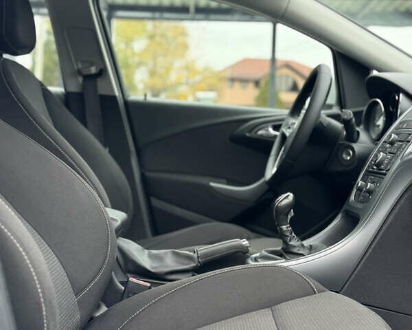 Опель Астра 2012 у Вінниці на Automoto.ua Сірий Опель Астра, об'ємом двигуна 1.7 л та пробігом 212 тис. км за 7900 $, фото 18 на Automoto.ua