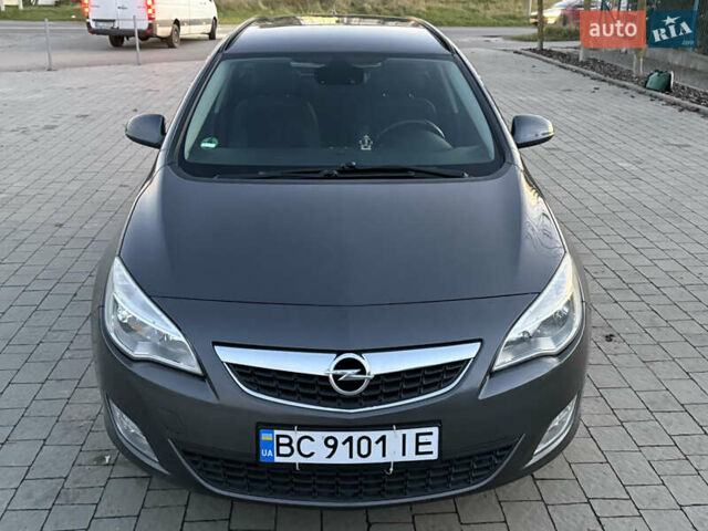 Серый Опель Астра, объемом двигателя 1.7 л и пробегом 215 тыс. км за 7350 $, фото 27 на Automoto.ua