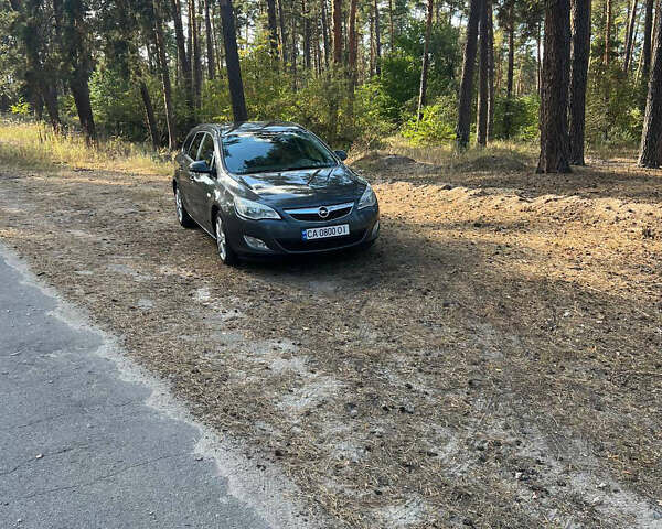Сірий Опель Астра, об'ємом двигуна 1.7 л та пробігом 252 тис. км за 6500 $, фото 7 на Automoto.ua