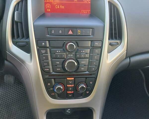 Сірий Опель Астра, об'ємом двигуна 1.7 л та пробігом 210 тис. км за 7500 $, фото 6 на Automoto.ua