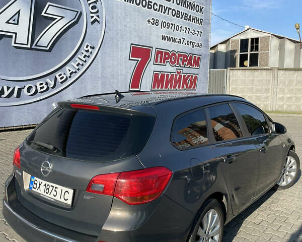 Серый Опель Астра, объемом двигателя 1.7 л и пробегом 269 тыс. км за 6700 $, фото 2 на Automoto.ua