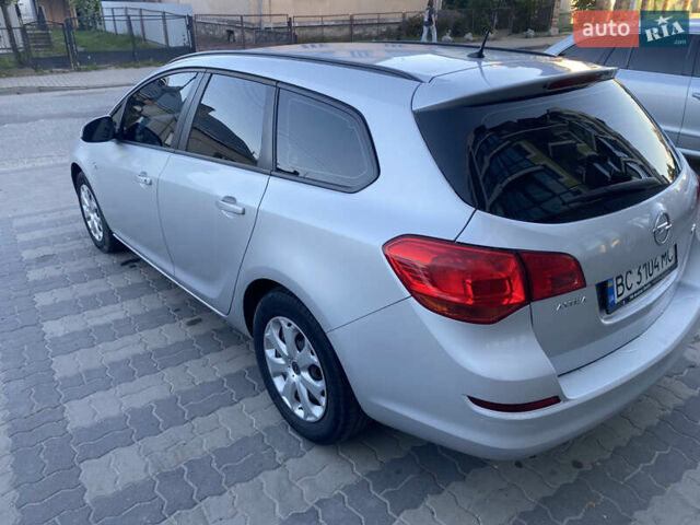 Сірий Опель Астра, об'ємом двигуна 1.7 л та пробігом 245 тис. км за 7000 $, фото 3 на Automoto.ua