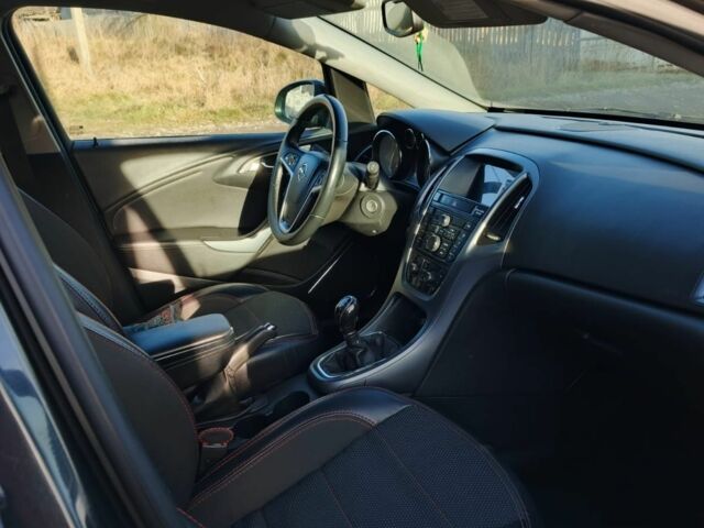 Серый Опель Астра, объемом двигателя 0 л и пробегом 270 тыс. км за 7100 $, фото 1 на Automoto.ua