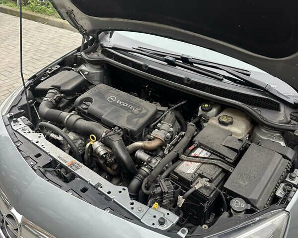 Серый Опель Астра, объемом двигателя 1.69 л и пробегом 178 тыс. км за 6200 $, фото 29 на Automoto.ua