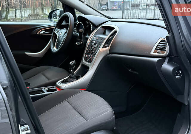 Сірий Опель Астра, об'ємом двигуна 1.3 л та пробігом 182 тис. км за 7300 $, фото 17 на Automoto.ua