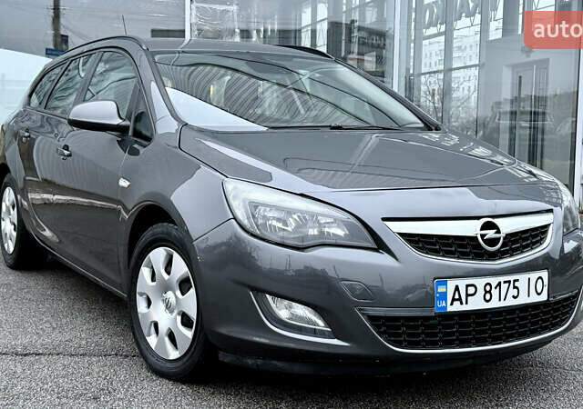 Сірий Опель Астра, об'ємом двигуна 1.3 л та пробігом 182 тис. км за 7300 $, фото 9 на Automoto.ua