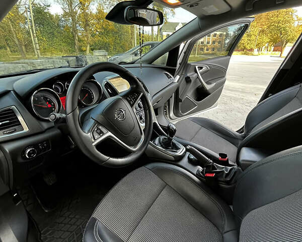 Сірий Опель Астра, об'ємом двигуна 1.7 л та пробігом 272 тис. км за 7100 $, фото 57 на Automoto.ua