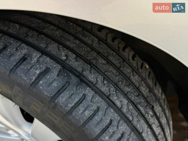 Сірий Опель Астра, об'ємом двигуна 1.7 л та пробігом 338 тис. км за 5800 $, фото 7 на Automoto.ua