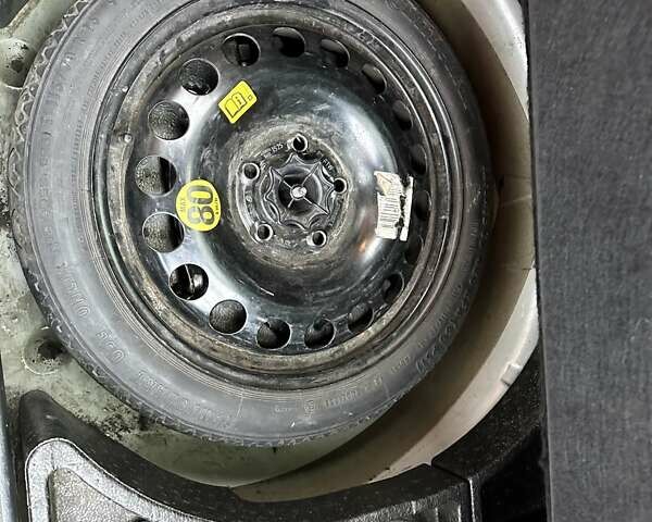 Опель Астра 2012 в Хусте на Automoto.ua Серый Опель Астра, объемом двигателя 1.69 л и пробегом 274 тыс. км за 5999 $, фото 13 на Automoto.ua