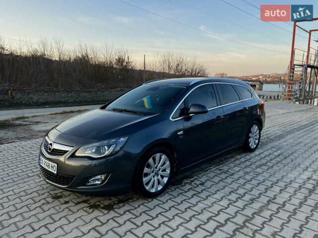 Опель Астра 2012 в Городок на Automoto.ua Серый Опель Астра, объемом двигателя 1.69 л и пробегом 294 тыс. км за 7400 $, фото 1 на Automoto.ua