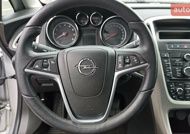 Сірий Опель Астра, об'ємом двигуна 1.4 л та пробігом 128 тис. км за 8650 $, фото 13 на Automoto.ua