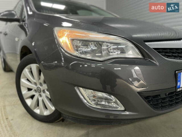 Сірий Опель Астра, об'ємом двигуна 1.7 л та пробігом 269 тис. км за 7900 $, фото 19 на Automoto.ua