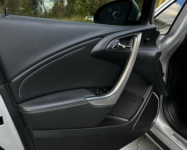 Сірий Опель Астра, об'ємом двигуна 1.7 л та пробігом 272 тис. км за 7100 $, фото 58 на Automoto.ua