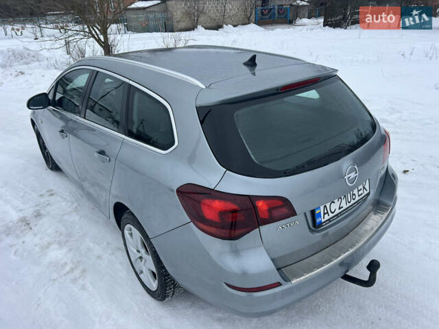 Серый Опель Астра, объемом двигателя 1.7 л и пробегом 277 тыс. км за 5900 $, фото 27 на Automoto.ua