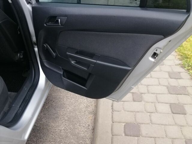 Сірий Опель Астра, об'ємом двигуна 1.7 л та пробігом 300 тис. км за 6200 $, фото 12 на Automoto.ua