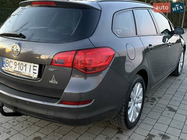 Серый Опель Астра, объемом двигателя 1.7 л и пробегом 215 тыс. км за 7350 $, фото 30 на Automoto.ua