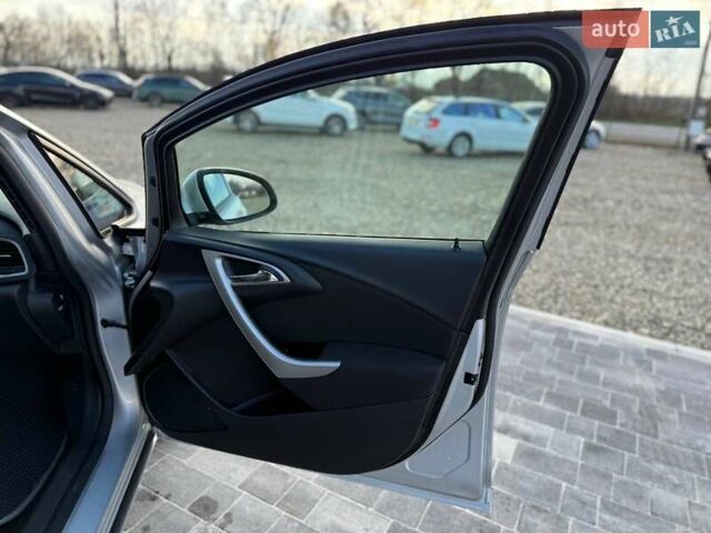 Серый Опель Астра, объемом двигателя 1.69 л и пробегом 208 тыс. км за 7699 $, фото 15 на Automoto.ua