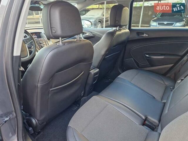 Серый Опель Астра, объемом двигателя 1.6 л и пробегом 184 тыс. км за 9900 $, фото 29 на Automoto.ua