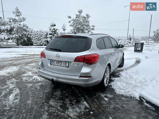 Серый Опель Астра, объемом двигателя 1.7 л и пробегом 282 тыс. км за 6100 $, фото 7 на Automoto.ua