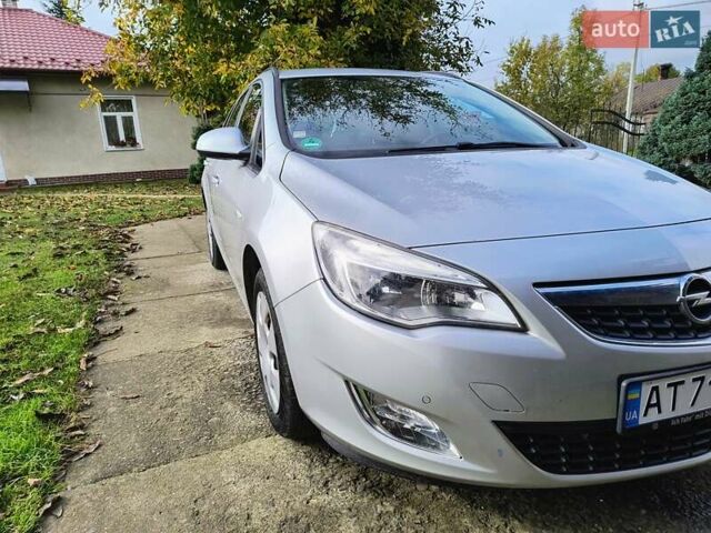 Опель Астра 2012 в Калуше на Automoto.ua Серый Опель Астра, объемом двигателя 1.7 л и пробегом 193 тыс. км за 7400 $, фото 13 на Automoto.ua
