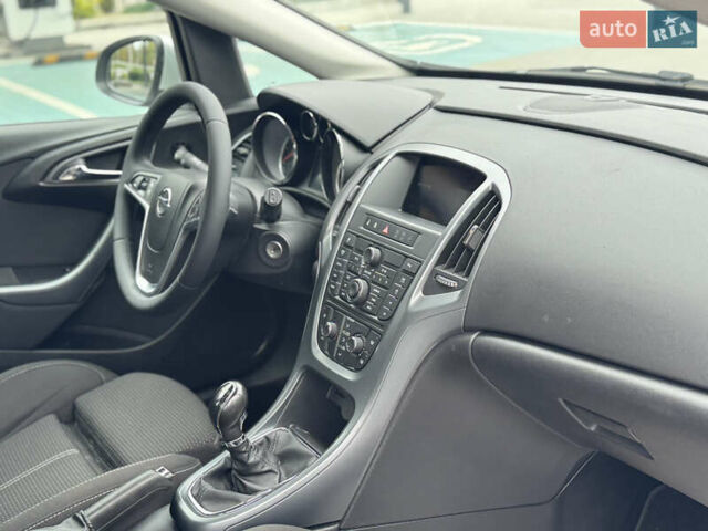 Опель Астра 2012 у Вінниці на Automoto.ua Сірий Опель Астра, об'ємом двигуна 1.7 л та пробігом 212 тис. км за 7900 $, фото 34 на Automoto.ua