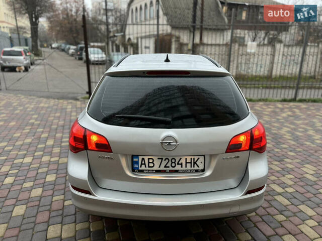 Серый Опель Астра, объемом двигателя 1.7 л и пробегом 257 тыс. км за 5850 $, фото 45 на Automoto.ua