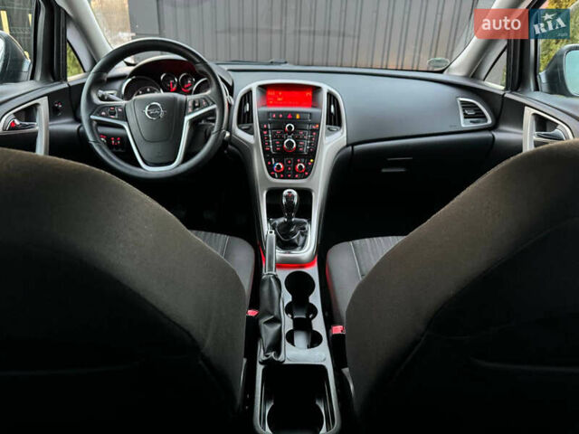 Сірий Опель Астра, об'ємом двигуна 1.7 л та пробігом 234 тис. км за 6990 $, фото 45 на Automoto.ua