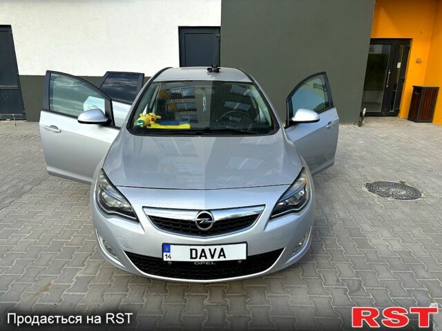 Сірий Опель Астра, об'ємом двигуна 1.7 л та пробігом 220 тис. км за 7000 $, фото 4 на Automoto.ua