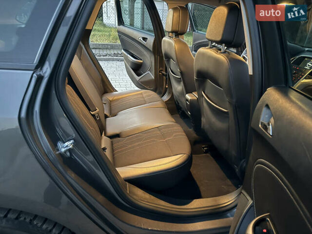 Серый Опель Астра, объемом двигателя 1.7 л и пробегом 215 тыс. км за 7350 $, фото 47 на Automoto.ua