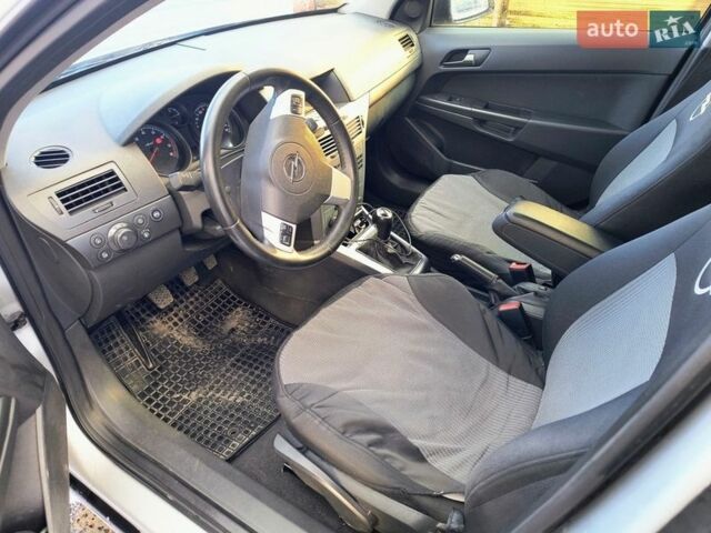 Сірий Опель Астра, об'ємом двигуна 1.6 л та пробігом 173 тис. км за 7200 $, фото 5 на Automoto.ua