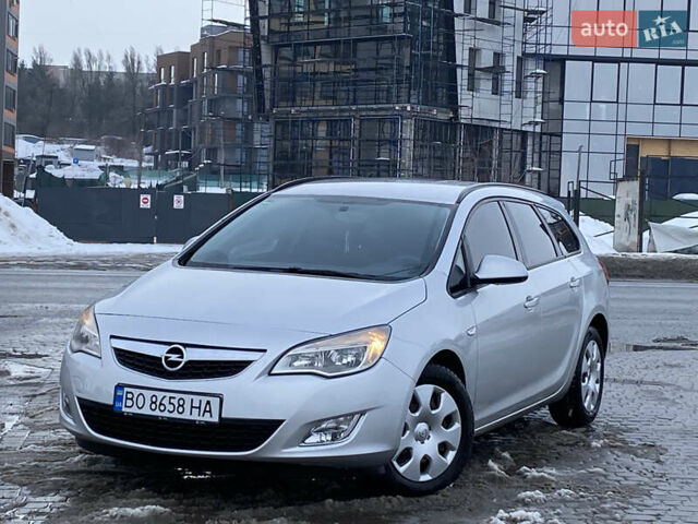Сірий Опель Астра, об'ємом двигуна 1.7 л та пробігом 298 тис. км за 6250 $, фото 1 на Automoto.ua