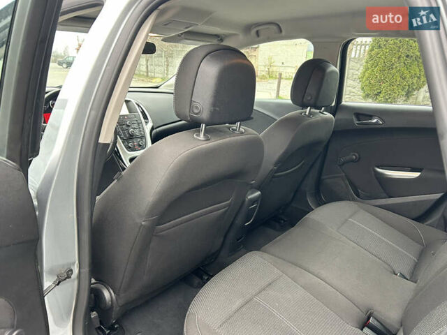 Сірий Опель Астра, об'ємом двигуна 1.7 л та пробігом 185 тис. км за 7500 $, фото 8 на Automoto.ua