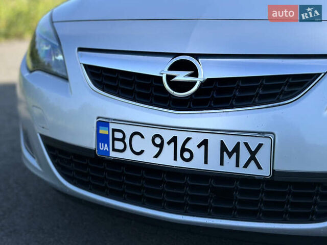 Сірий Опель Астра, об'ємом двигуна 1.7 л та пробігом 272 тис. км за 7100 $, фото 31 на Automoto.ua