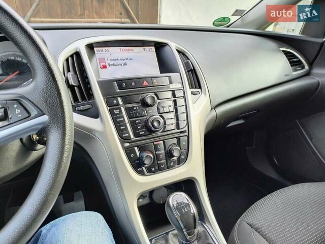 Опель Астра 2012 в Калуше на Automoto.ua Серый Опель Астра, объемом двигателя 1.7 л и пробегом 193 тыс. км за 7400 $, фото 2 на Automoto.ua
