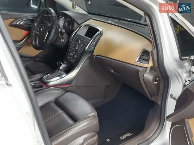 Сірий Опель Астра, об'ємом двигуна 2 л та пробігом 250 тис. км за 9200 $, фото 9 на Automoto.ua