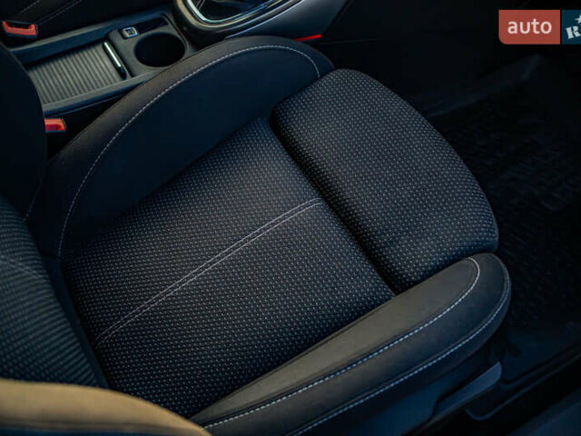 Сірий Опель Астра, об'ємом двигуна 1.7 л та пробігом 270 тис. км за 7500 $, фото 17 на Automoto.ua