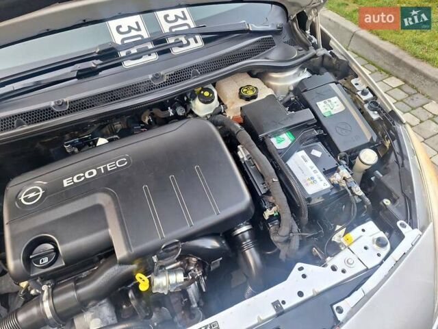 Серый Опель Астра, объемом двигателя 1.7 л и пробегом 270 тыс. км за 6750 $, фото 46 на Automoto.ua