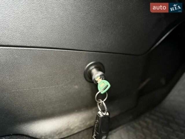 Сірий Опель Астра, об'ємом двигуна 1.6 л та пробігом 240 тис. км за 5799 $, фото 53 на Automoto.ua